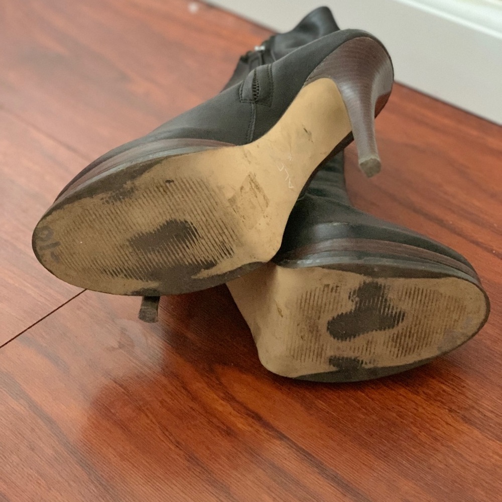 ALDO Booties - Picture 4 of 4